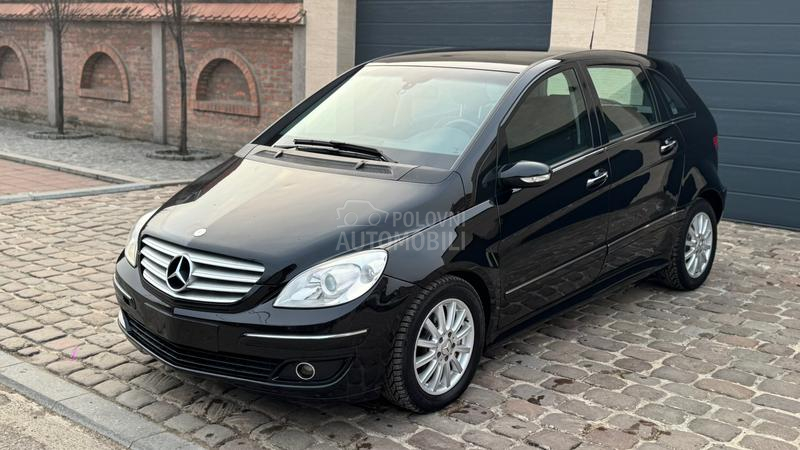 Mercedes Benz B 180 d  A.U.At.O.M.A.T