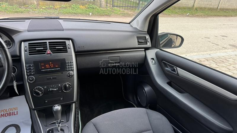Mercedes Benz B 180 d  A.U.At.O.M.A.T