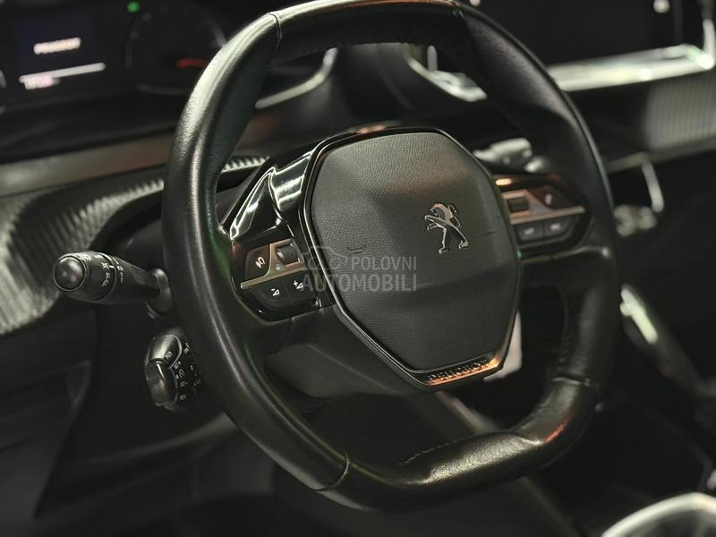 Peugeot 2008 1.2b/AKC1JSKA C3NA