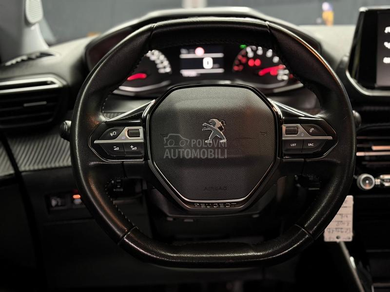 Peugeot 2008 1.2b/AKC1JSKA C3NA