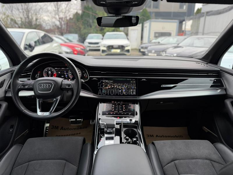 Audi Q7 50tdi/Sline/22/7sed