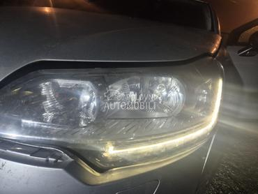 far sa led dnevnim svetlom za Citroen C5 od 2011. do 2016. god.