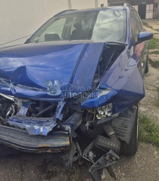 Zadnji deo,enterijer ispravani