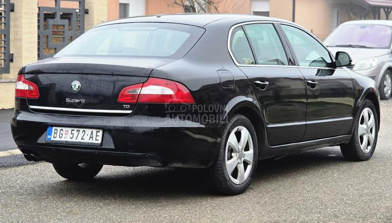 Škoda Superb 