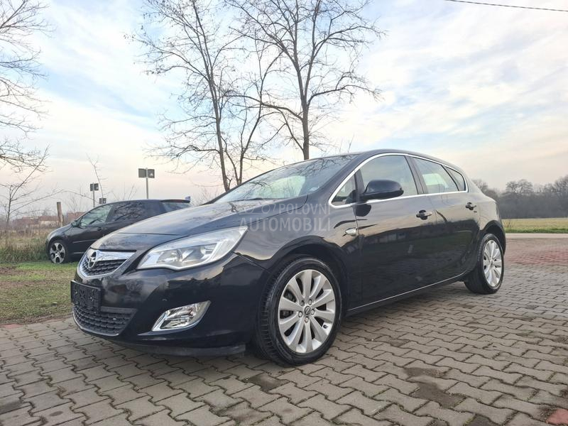 Opel Astra J 1.4 TNG, COSMO