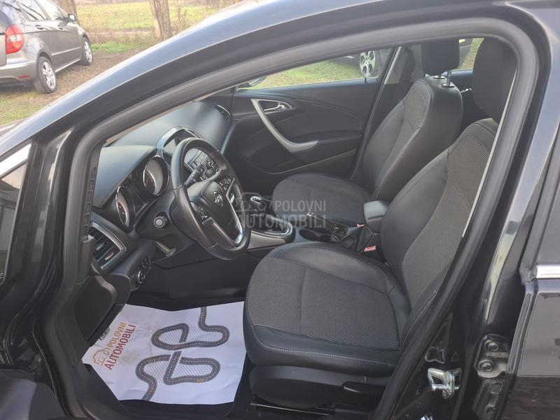 Opel Astra J 1.4 TNG, COSMO