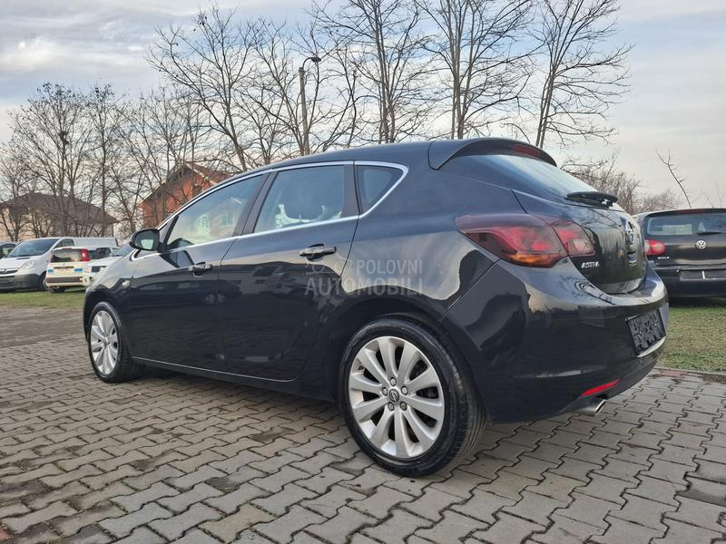 Opel Astra J 1.4 TNG, COSMO