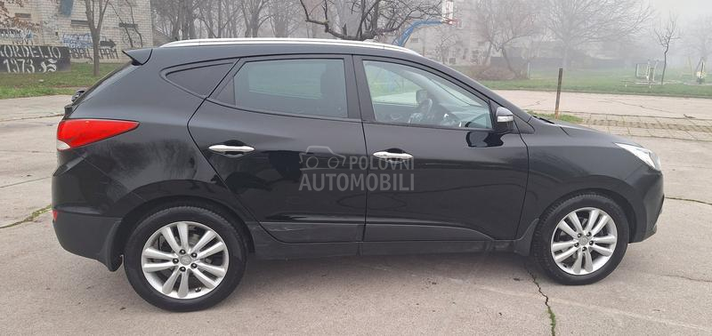 Hyundai ix35 4WD/184/Premium/CH