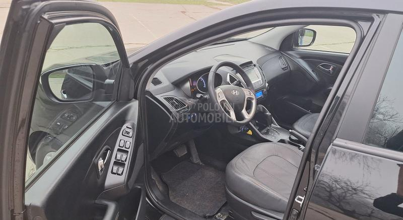 Hyundai ix35 4WD/184/Premium/CH