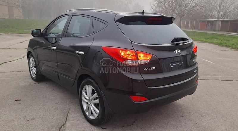 Hyundai ix35 4WD/184/Premium/CH
