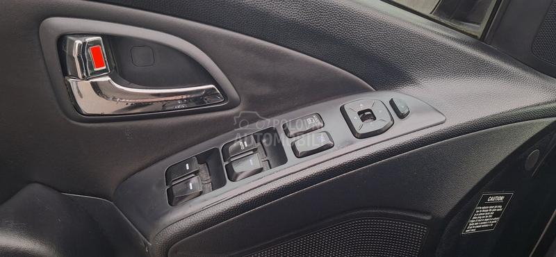 Hyundai ix35 4WD/184/Premium/CH