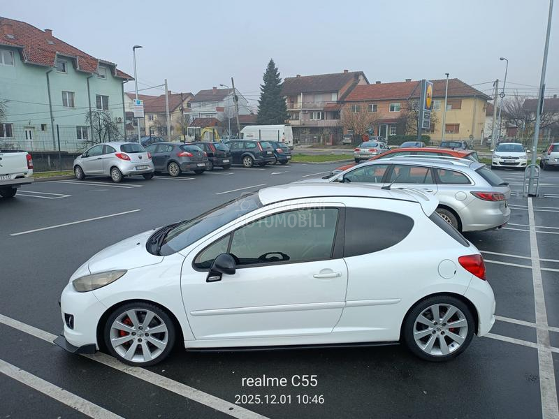 Peugeot 207 RC