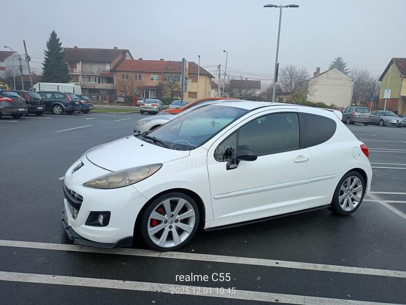 Peugeot 207 RC