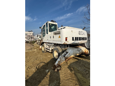 Liebherr 9004