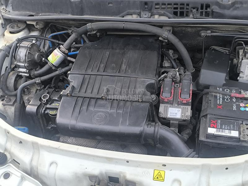 Lancia Ypsilon 1,2 tng