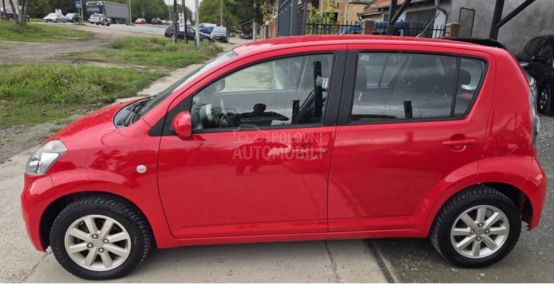 Daihatsu Sirion 1.3 B