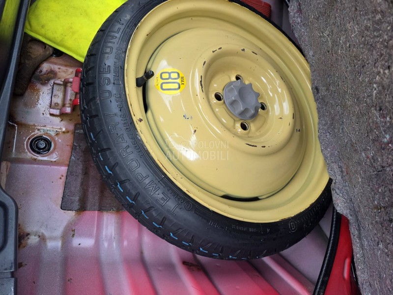 Daihatsu Sirion 1.3 B