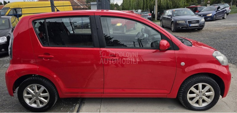 Daihatsu Sirion 1.3 B