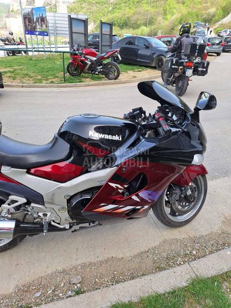 Kawasaki ZZR