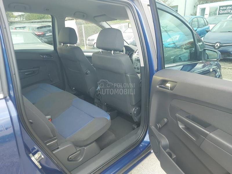 Opel Zafira 