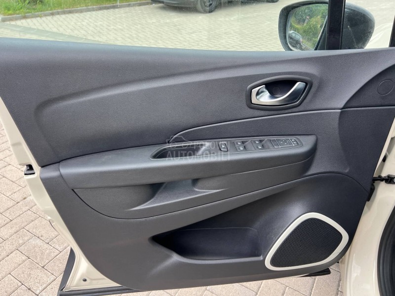 Renault Captur AUTO MATIK
