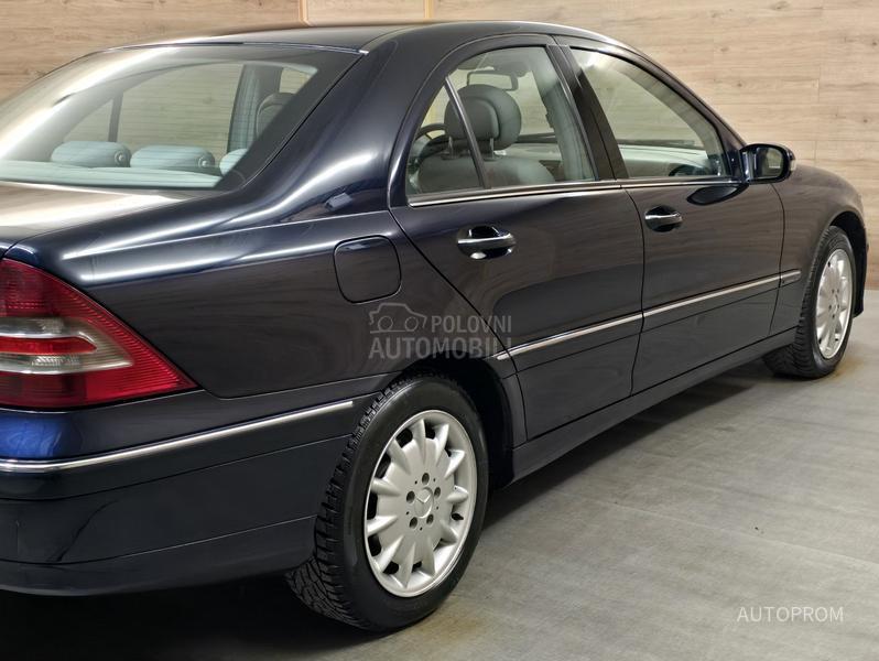 Mercedes Benz C 200 cdi /E X T R A/