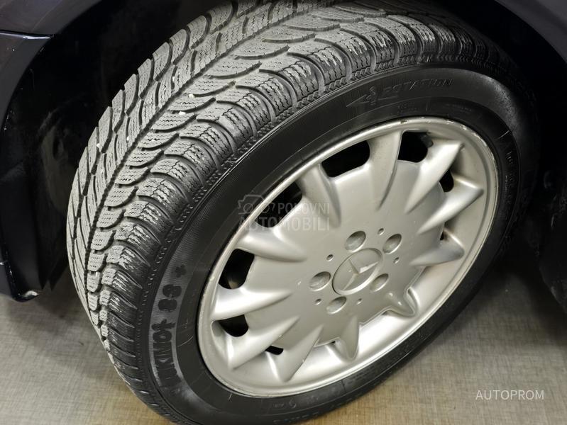 Mercedes Benz C 200 cdi /E X T R A/