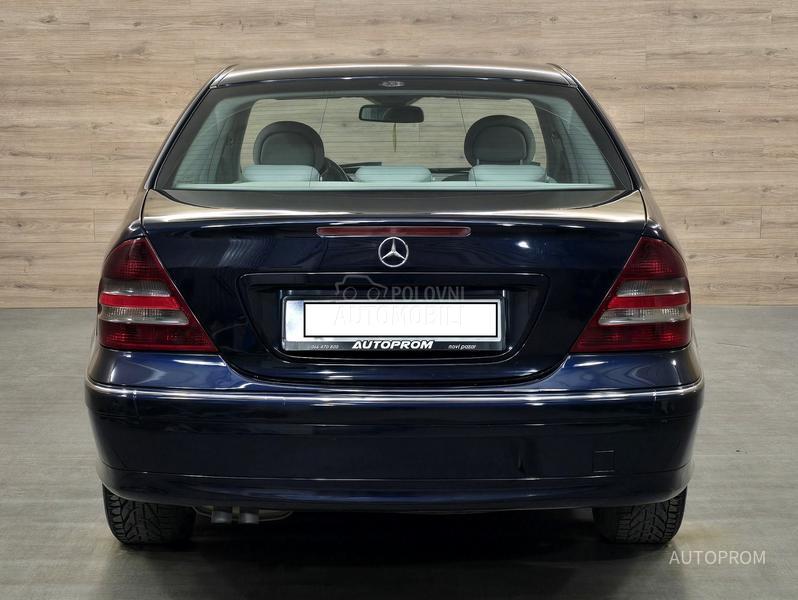 Mercedes Benz C 200 cdi /E X T R A/