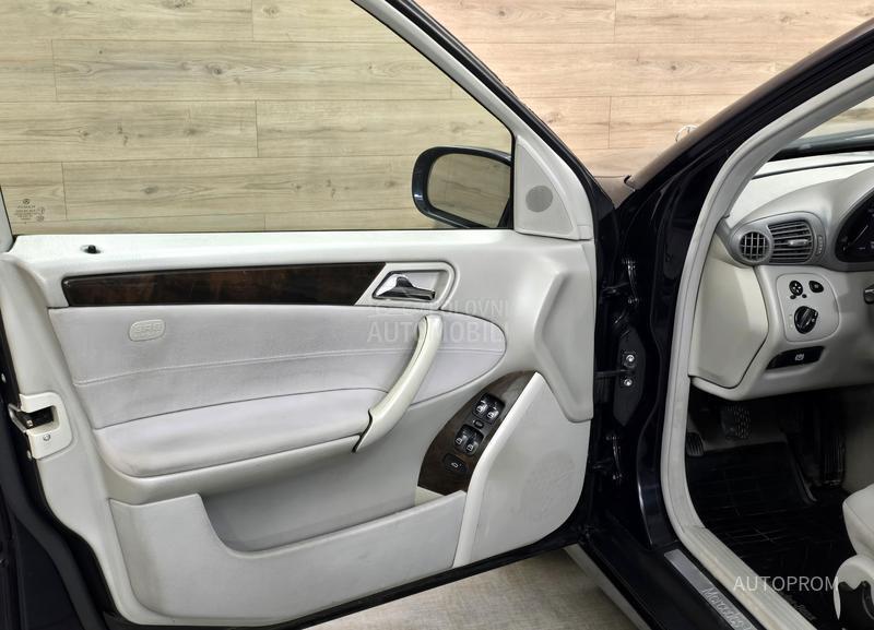 Mercedes Benz C 200 cdi /E X T R A/
