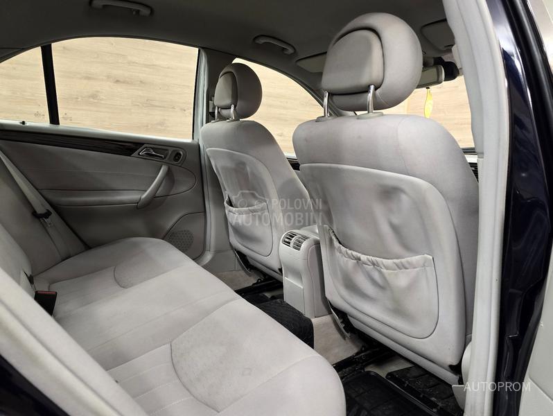 Mercedes Benz C 200 cdi /E X T R A/