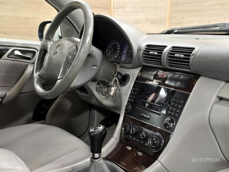 Mercedes Benz C 200 cdi /E X T R A/