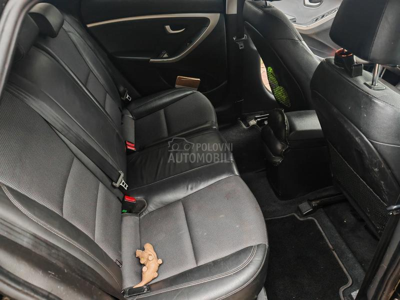 Hyundai i30 1.6 crdi