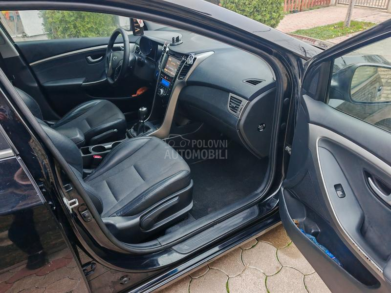 Hyundai i30 1.6 crdi