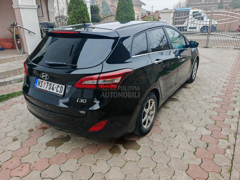 Hyundai i30 1.6 crdi