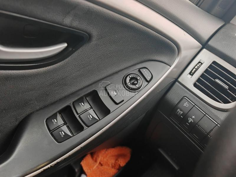 Hyundai i30 1.6 crdi