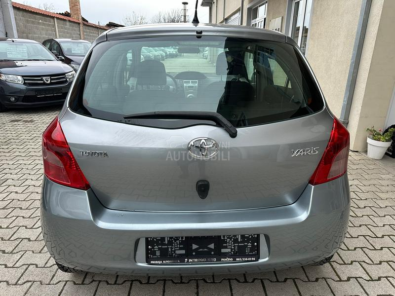 Toyota Yaris 1.0