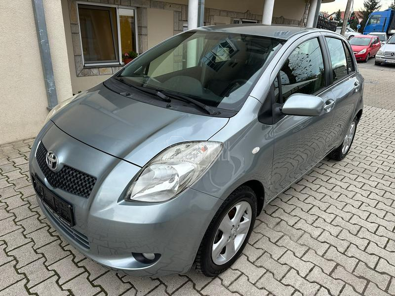 Toyota Yaris 1.0