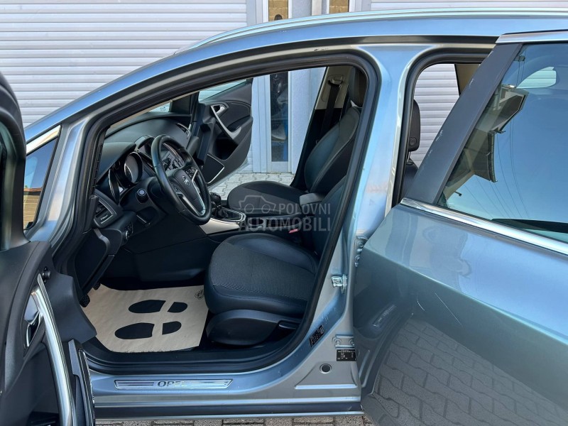 Opel Astra J 1.7 CDTI COSMO