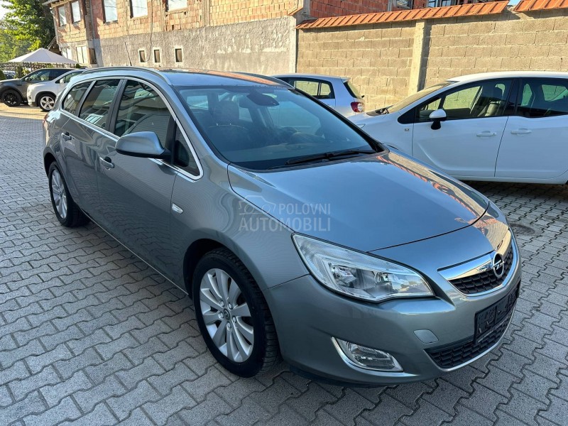 Opel Astra J 1.7 CDTI COSMO
