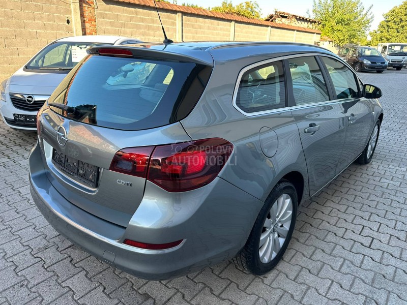 Opel Astra J 1.7 CDTI COSMO