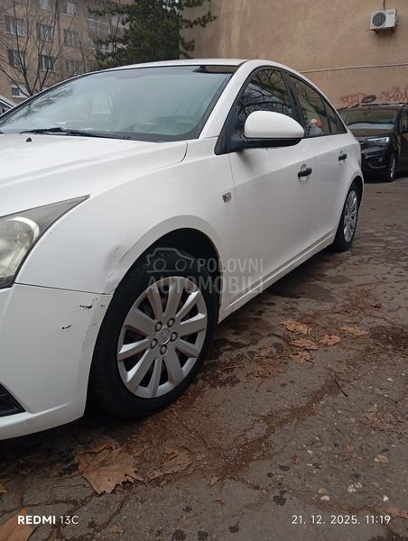 Chevrolet Cruze 1600