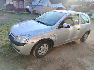 Opel Corsa C 1.0 njoy