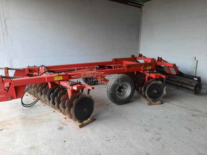 Adut adut 32 listova