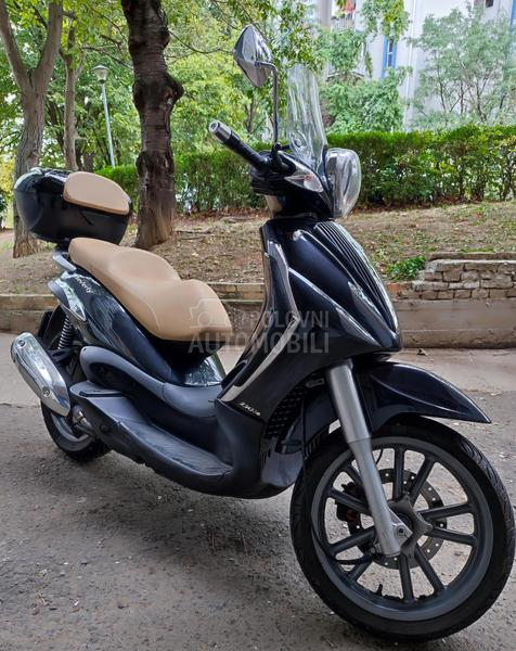 Piaggio Beverly