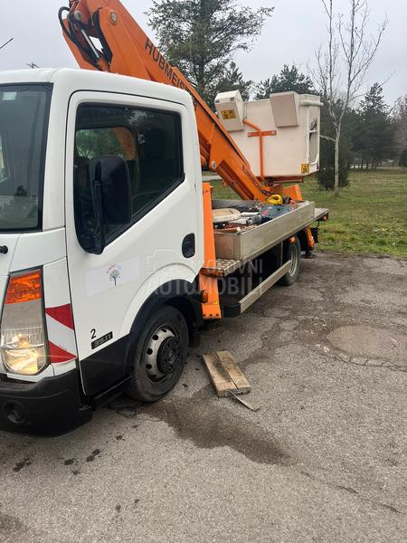 Nissan cabstar
