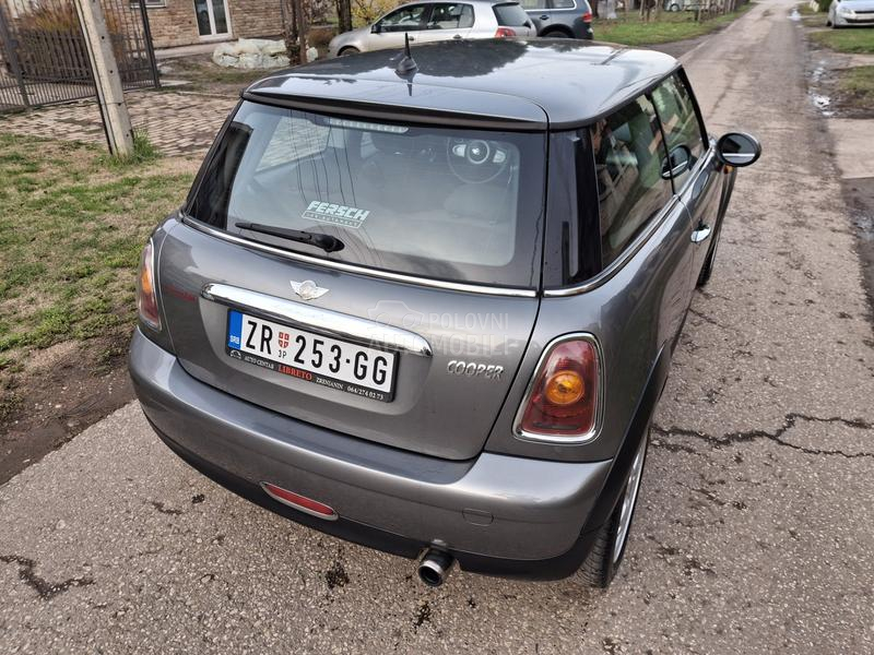 MINI Cooper 20011/10god.