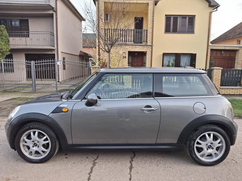 MINI Cooper 20011/10god.