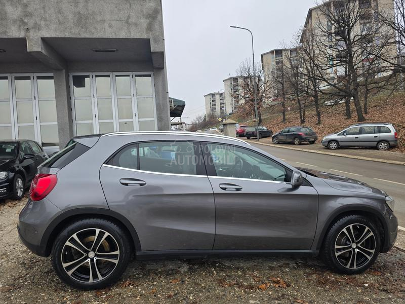 Mercedes Benz GLA 250 2.0 4-Matic CH 4x4