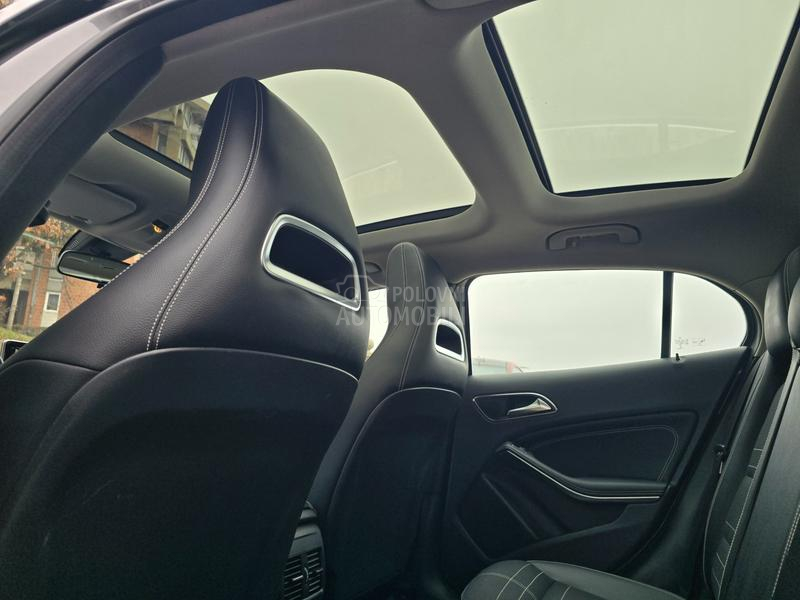 Mercedes Benz GLA 250 2.0 4-Matic CH 4x4