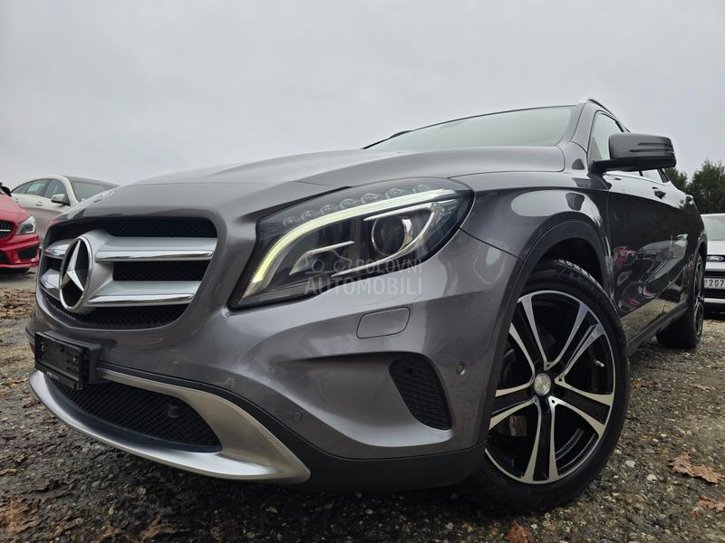 Mercedes Benz GLA 250 2.0 4-Matic CH 4x4